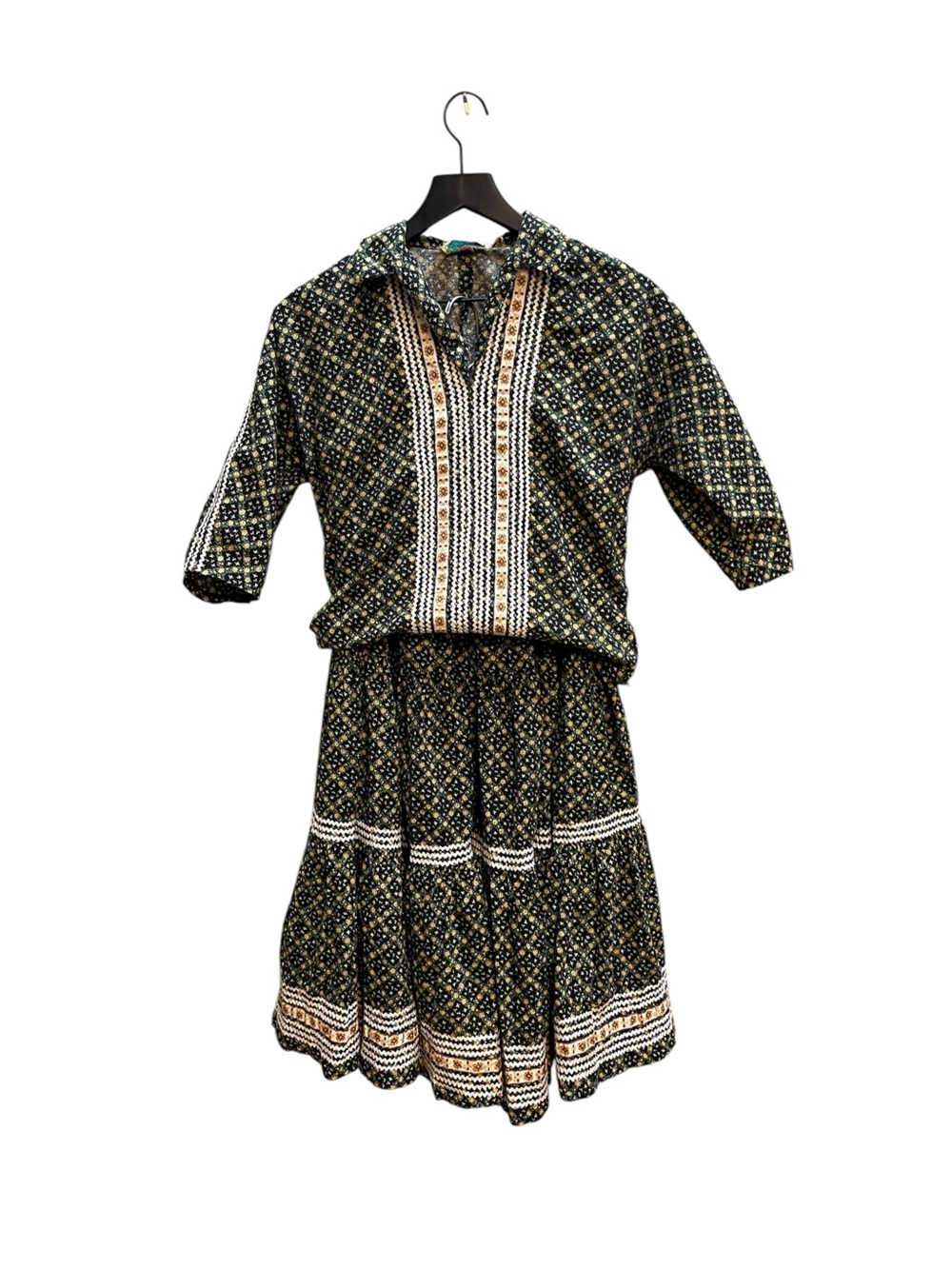 Thunderbird vintage 60’s skirt set fits a modern 6/8